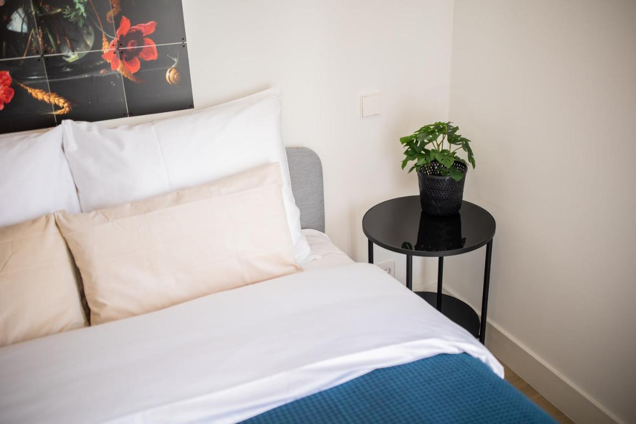 Happily 2 Bedroom Serviced Apartment 75M2 -Nb306H- Rotterdam Dış mekan fotoğraf